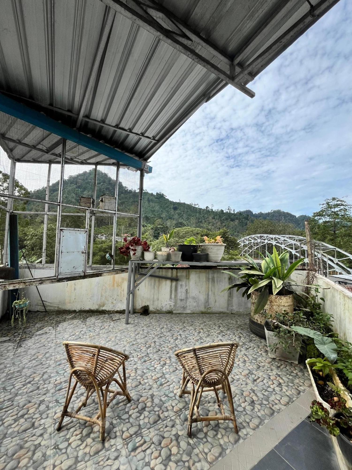 Java Hostel Tumpak Sewu Sidomukti Exteriér fotografie