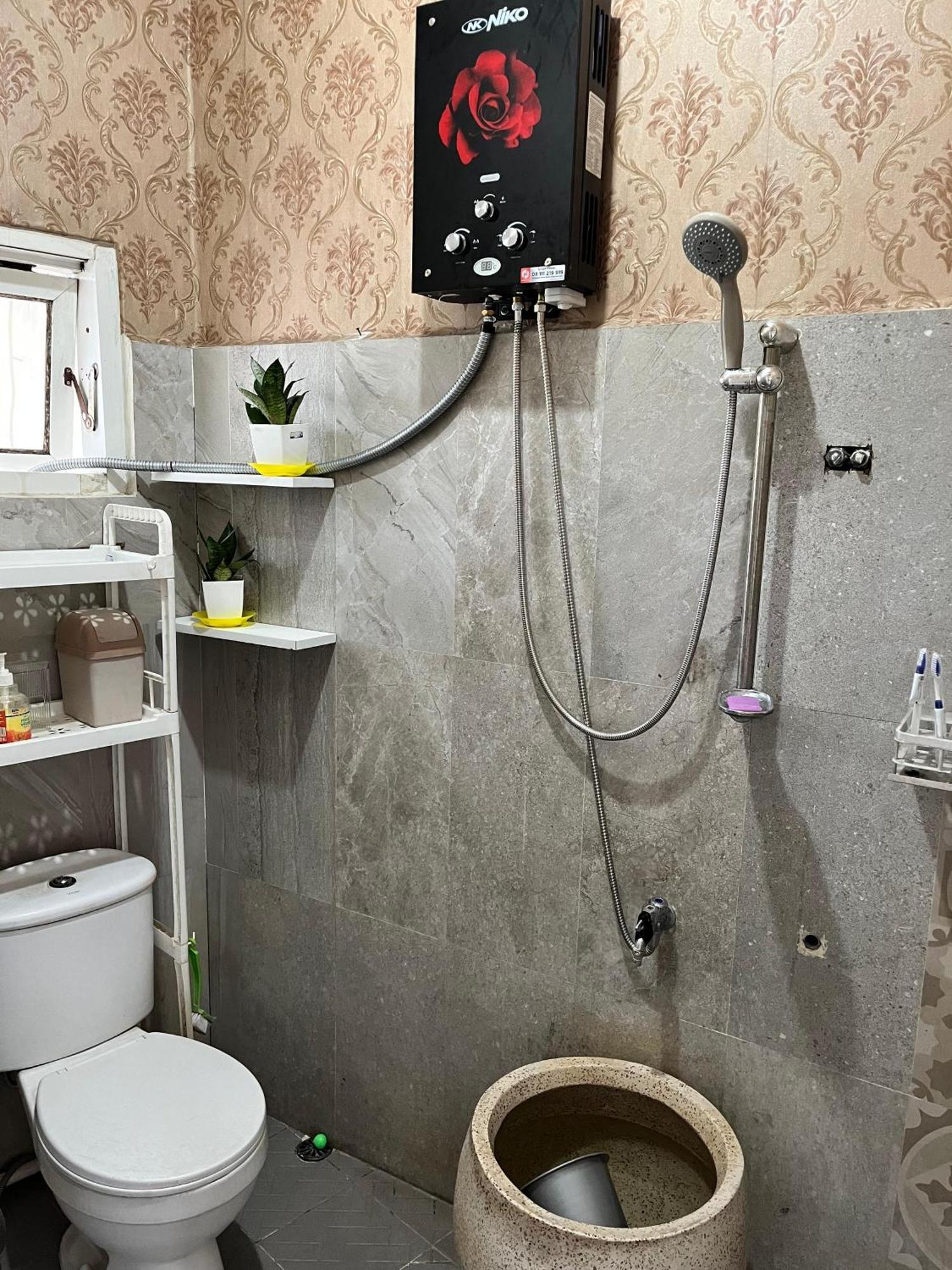 Java Hostel Tumpak Sewu Sidomukti Exteriér fotografie