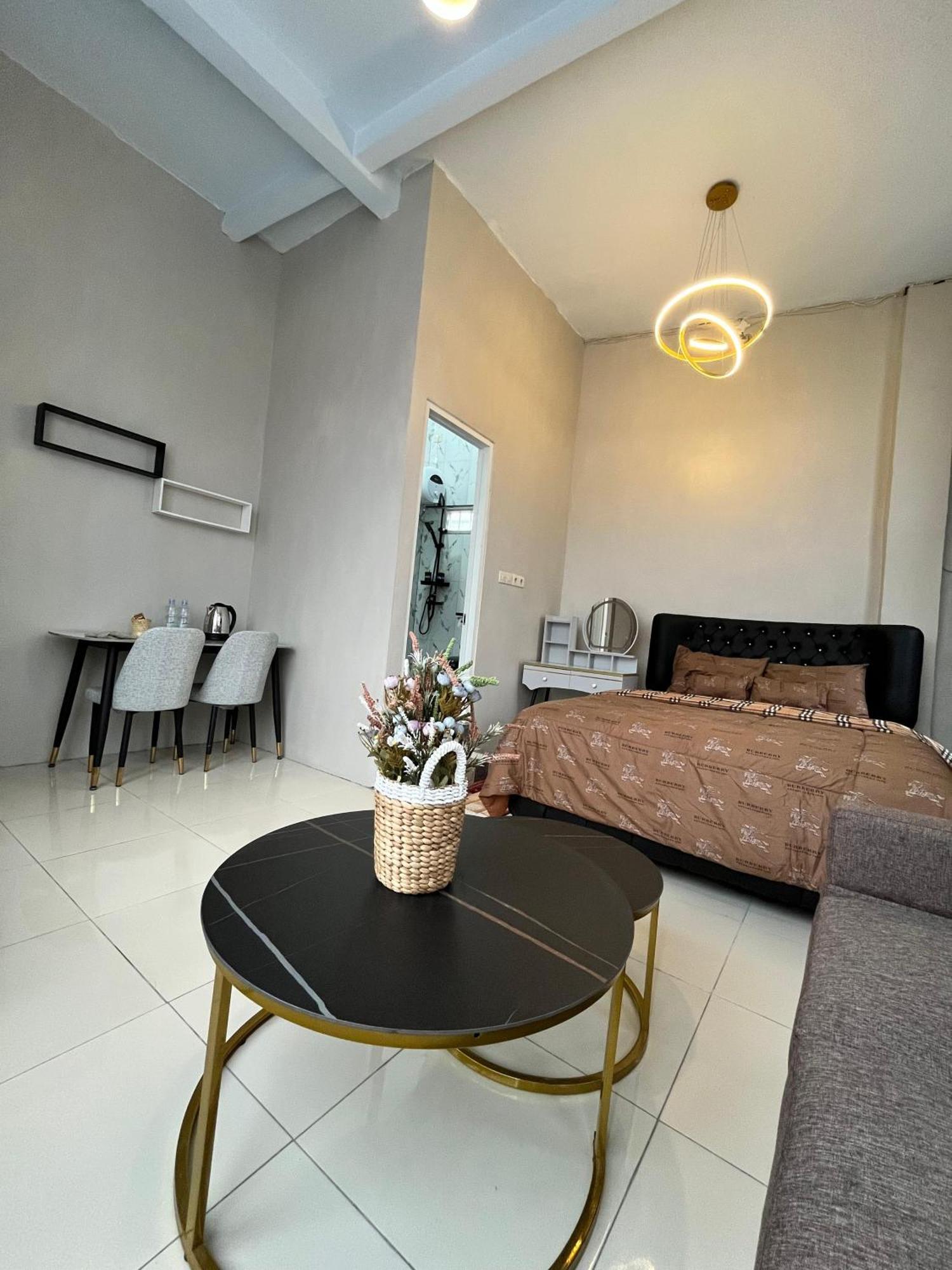 Java Hostel Tumpak Sewu Sidomukti Exteriér fotografie